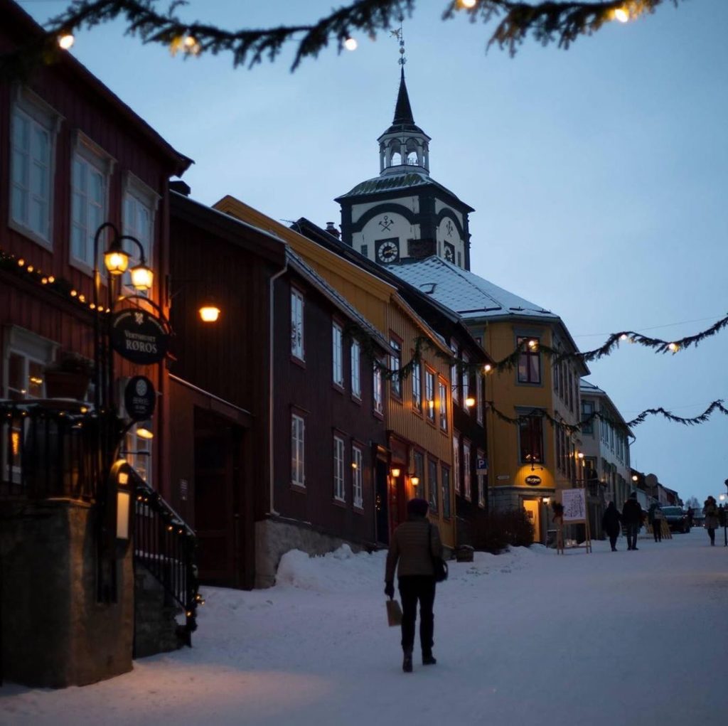Røros pyntet for jul