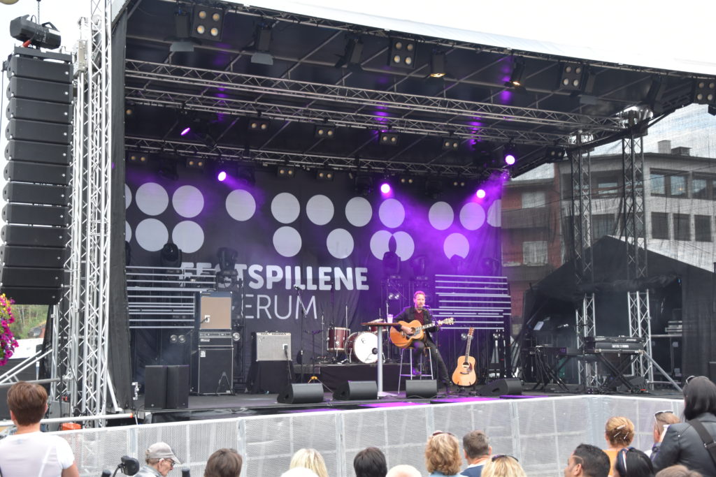 Artister på scene
